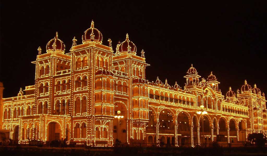 10 Thrilling Places Near Bangalore : Mysore