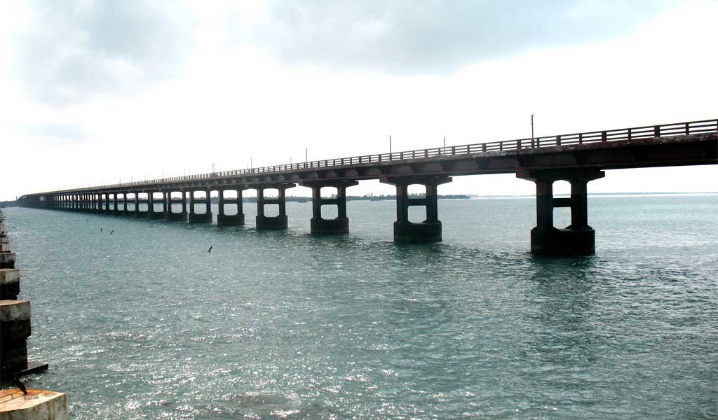 Road trips in India : Pamban to Tamil Nadu via Pamban Bridge