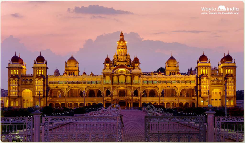 Historical Places in South India : Mysore Palace