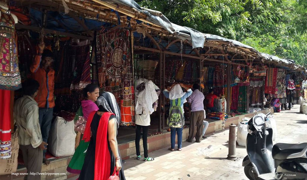 10 Most Colourful Bazaars in India | Waytoindia